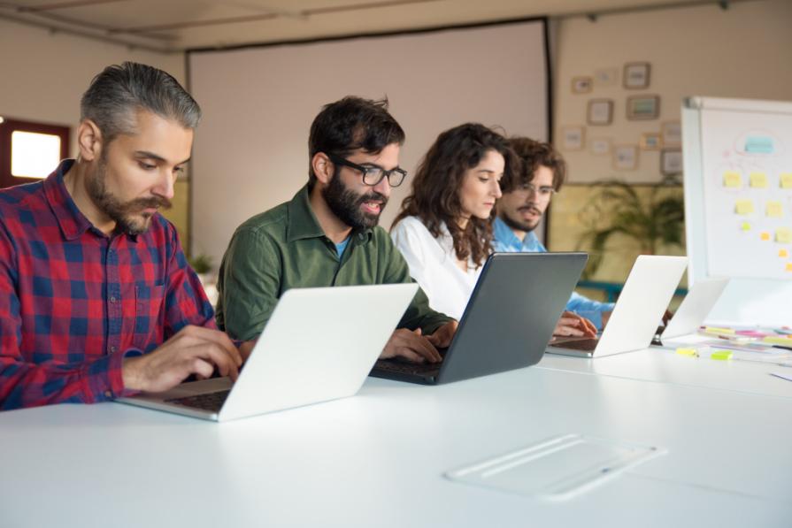 Study Information Technology, IT & Programming in UK