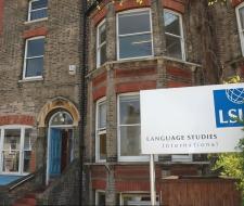 LSI Cambridge, Языковая школа LSI в Кембридже