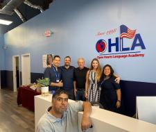 OHLA Miami Aventura, Языковой центр в Майами-Авентура