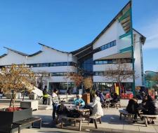 Twin Summer Centre — London Docklands, Летний центр Twin в Лондоне