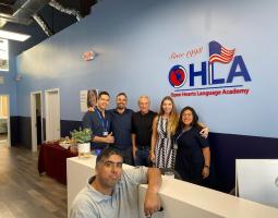 OHLA Miami Aventura, Языковой центр в Майами-Авентура