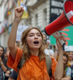 Трамп угрожает арестовать и депортировать протестующих студентов