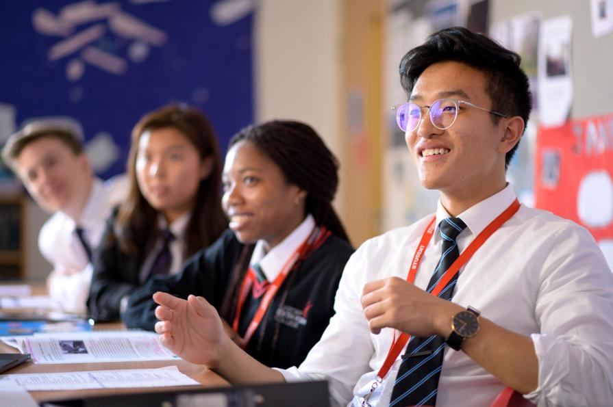 OXFORD INTERNATIONAL EDUCATION GROUP открывают новый зимний лагерь