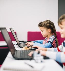 Московские школьники все активнее интересуются IT-образованием