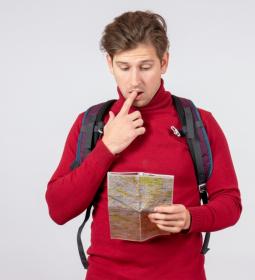 Туристы получат спецпаспорта: условия для открытия границ