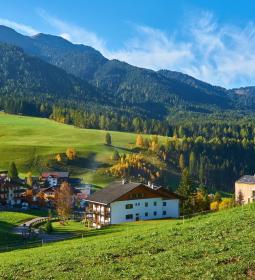Everything about St. Gallen: interesting places, people, food, nature