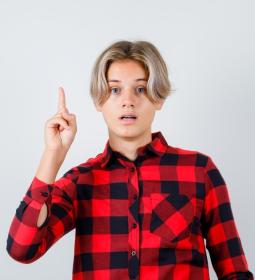 Можно ли после 9 класса уехать в Канаду?