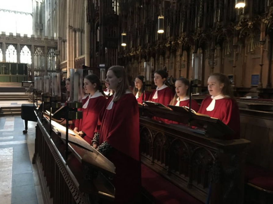 Закрывается одна из лучших британских школ для девочек — Queen Margaret's School for Girls