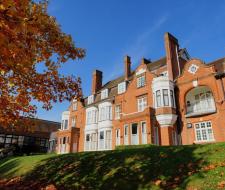 Rikkyo School in England, Британская академия Риккё