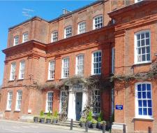 Sherrardswood School, Школа Шеррардсвуд