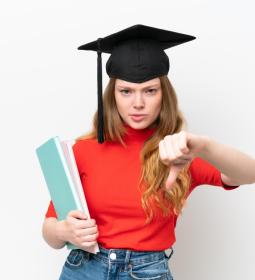Инфляция дипломов: почему высшее образование для всех – плохая идея