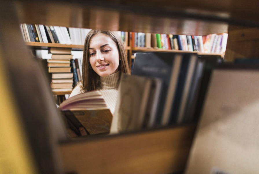 Где студенту взять нужные книги, когда библиотеки закрыты?