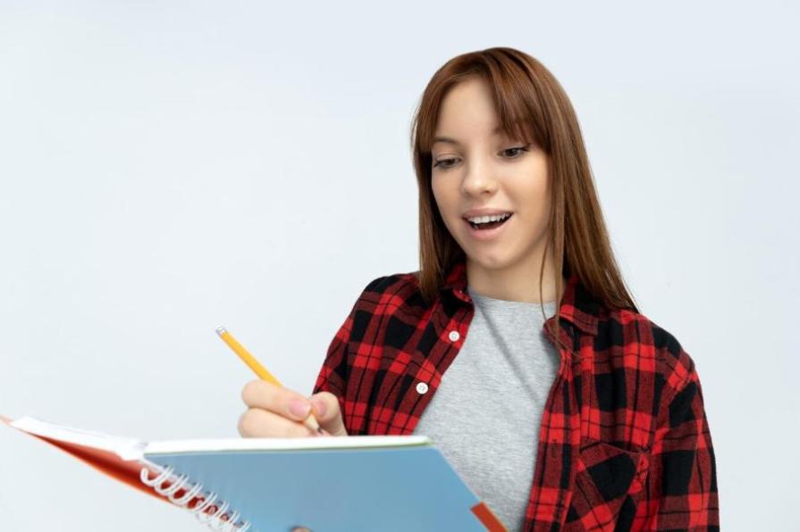 Школьная манипуляция рейтингом и оценки GCSE