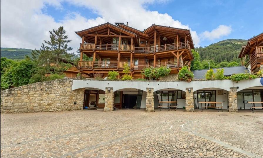 Copperfield International School Verbier и Verbier International School объединяются!