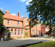 Summerhill School, Школа Саммерхилл