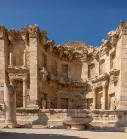 Между Россией и Иорданией отменили туристические визы