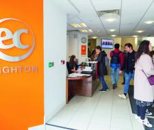 EC Brighton, Языковая школа EC Брайтон