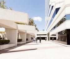 European Center EC Los Angeles  Европейский Центр Лос-Анджелес