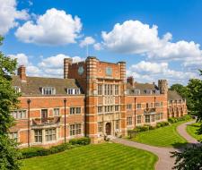 Bell St. Albans Summer School Языковой Лагерь Bell St. Albans