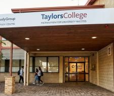 Taylors College Perth Тейлорс Колледж Перт
