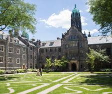 Toronto Trinity College Summer Camp, Летний лагерь при Тринити-колледж Торонто