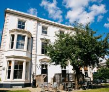 OISE Nottingham Summer School Летняя школа OISE Nottingham