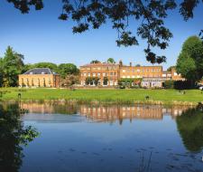 Tasis the American school England Школа Тасис Американ Англия