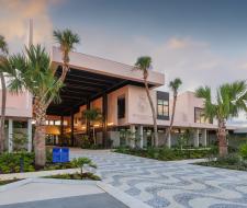 King’s College School, The Bahamas — Частная школа Кинг-Колледж, Багамы