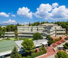 Costeas-Geitonas School, Частная школа Костеас-Гейтонас