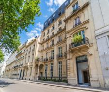 Schiller International University France, Schiller International University во Франции