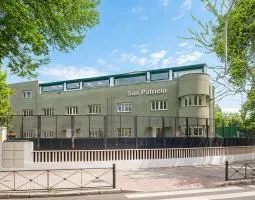 Colegio San Patricio Serrano, Колледж Сан-Патрисио Серрано