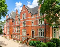 Newcastle-under-Lyme School
