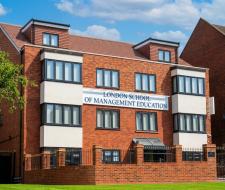 London School of Management Education, Высшая лондонская школа менеджмента