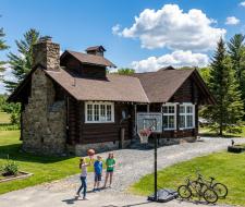 Rosseau Lake College (Колледж Rosseau Lake)