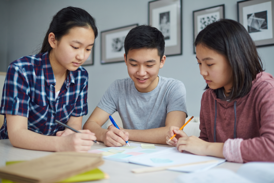 Chinese universities are reducing the number of humanities programs due to the spread of AI